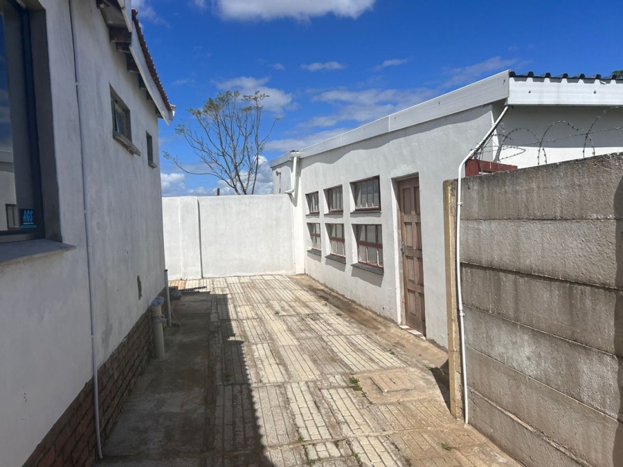 Commercial Property for Sale in Alice Eastern Cape